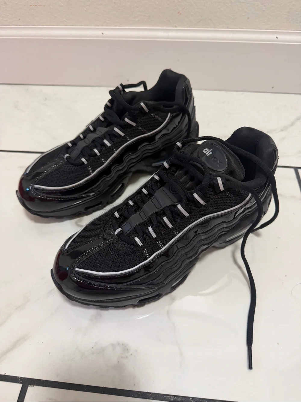 Women Nike Air Max 95 Sneakers